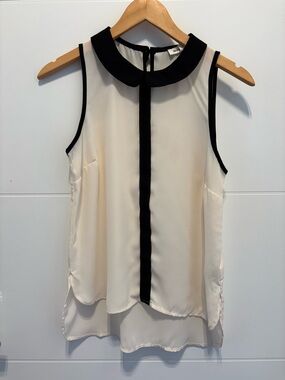 Monteau Cream Sleeveless Blouse with Black Trim